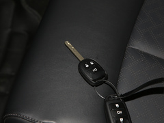 2020款 1.5T 手动炫动型