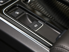 2020款 XFL 2.0T P200 两驱风华版