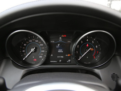 2020款 XFL 2.0T P200 两驱风华版