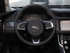 2020款 XFL 2.0T P200 两驱赛旗版