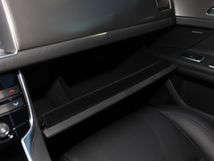 2020款 XFL 2.0T P200 两驱赛旗版