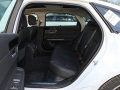 2020款 XFL 2.0T P200 两驱赛旗版