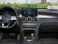 2020款 GLC 300 4MATIC AMG Line 轿跑SUV