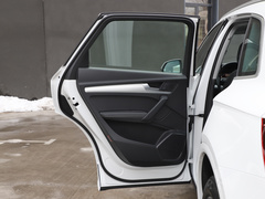 奥迪Q5L 2020款 40 TFSI 荣享时尚型