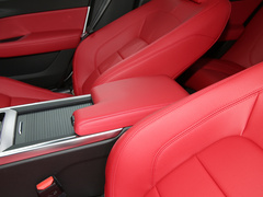 2020款 2.0T 200PS R-DYNAMIC S进取运动版