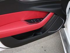 2020款 2.0T 200PS R-DYNAMIC S进取运动版
