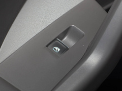 2020款 1.5L 自动 尚