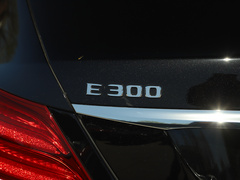2020款 E 300 运动版