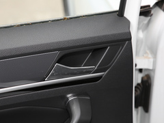 2020款 1.5L 自动舒适型