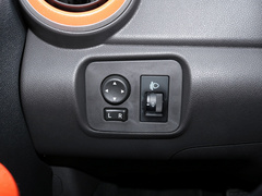 2019款 4座智享版 30.6kWh