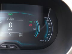 2019款 4座智享版 30.6kWh