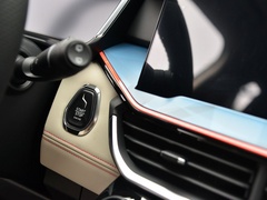 2020款 1.5T 科技先锋版