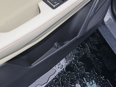 2020款 1.5T 科技先锋版