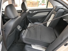 2020款 1.5L CVT尊贵型
