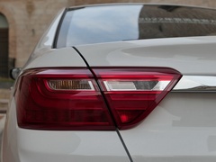 2020款 1.5L CVT尊贵型