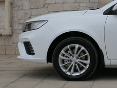 2020款 1.5L CVT尊贵型