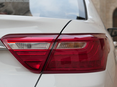 2020款 1.5L CVT尊贵型