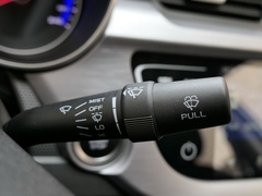 2020款 1.5L CVT尊贵型