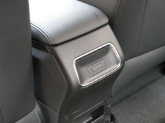 2020款 1.5L CVT尊贵型