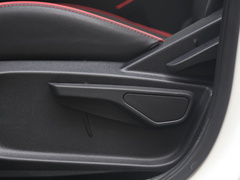 2020款 1.5L CVT耀