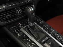 2020款 Macan Turbo 2.9T