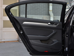 2020款 330TSI DSG 领先型