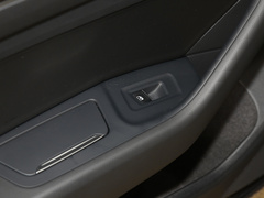 2020款 330TSI DSG 豪华型