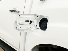 2020款 2.3T手动四驱柴油旗舰型国VI M9T