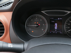 2020款 2.3T手动四驱柴油旗舰型国VI M9T