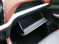 2020款 2.3T手动四驱柴油旗舰型国VI M9T