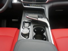 2020款 1.5T 豪华型