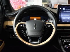 2020款 2.0T 四驱尊耀版