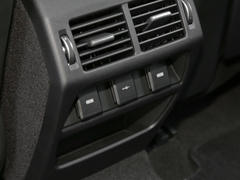 2020款 249PS R-Dynamic 性能科技版 5座
