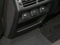 2020款 249PS R-Dynamic 性能科技版 5座