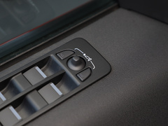 2020款 249PS R-Dynamic 性能科技版 7座