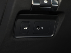 2020款 249PS R-Dynamic 性能科技版 7座