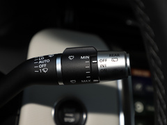 2020款 249PS R-Dynamic 性能科技版 7座