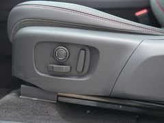 2020款 249PS R-Dynamic 豪华定制版
