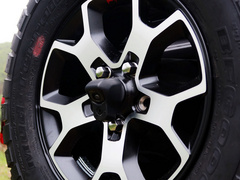 2021款 四門 2.0T 4xe 撒哈拉先行版