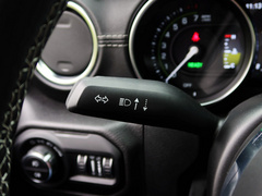 2021款 四門(mén) 2.0T 4xe 撒哈拉先行版