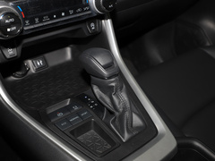 2020款 2.0L CVT两驱豪华版