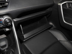 2020款 2.0L CVT两驱豪华版