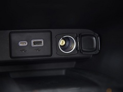 2020款 652E 互联智享型