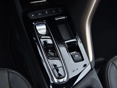 2020款 652E 互联智享型