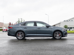 2021款 2.0T 豪华型