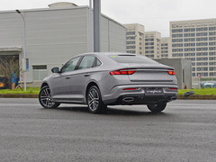 2021款 2.0T 豪华型