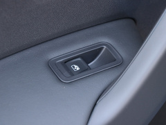 2020款 1.5L 自动舒适版