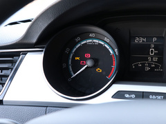 2020款 1.5L 自动舒适版