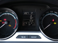 2020款 1.5L 自动舒适版