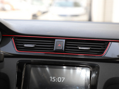 2020款 1.5L 自动舒适版